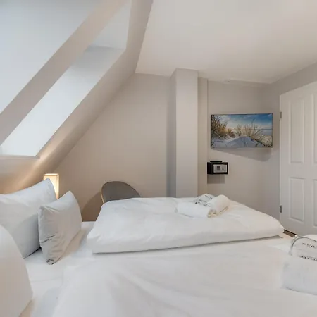 Apartman Strandgut 8 *